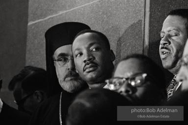 Rev. Reeb Memorial.On Sunday, March 14,1965, a memorial service for the slain Rev. Reeb was held at Brown Chapel and King received permission to lead a 3,500-person march from the church to the Dallas County Courthouse in downtown Selma.