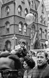 Martin Luther King led anti-Vietnam war protest. NYC, 1967. photo:Bob Adelman©Bob Adelman Estate.