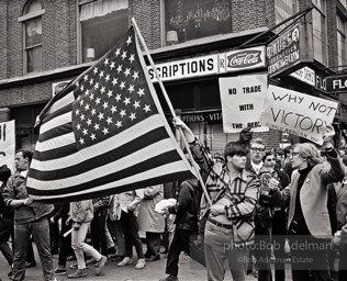 Martin Luther King led anti-Vietnam war protest. NYC, 1967. photo:Bob Adelman©Bob Adelman Estate.