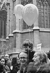 Martin Luther King led anti-Vietnam war protest. NYC, 1967. photo:Bob Adelman©Bob Adelman Estate.