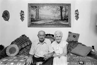 Bill and Vonda Archer, Carver’s aunt and uncle, with whom he often stayed with as a boy. (1989)