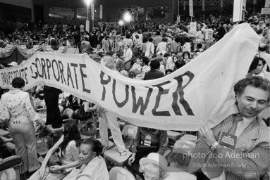 D_C_01-20 001 Democratic Convention. New York City, 1976.photo:Bob Adelman©Bob Adelman Estate