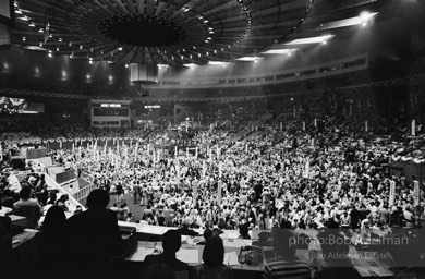 D_C_12-36a 001 Democratic Convention. New York City, 1976.photo:Bob Adelman©Bob Adelman Estate