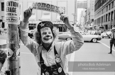 D_C_19-18 001 Democratic Convention. New York City, 1976.photo:Bob Adelman©Bob Adelman Estate