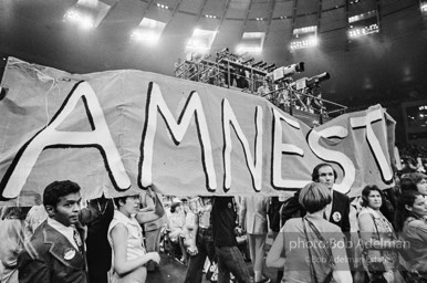 D_C_38-04 001 Democratic Convention. New York City, 1976.photo:Bob Adelman©Bob Adelman Estate