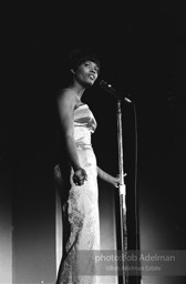 Dionne Warwick, 1966. photo:Bob Adelman©Bob Adelman Estate