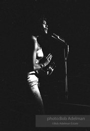 Dionne Warwick, 1966. photo:Bob Adelman©Bob Adelman Estate