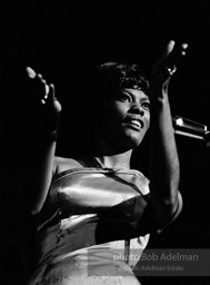 Dionne Warwick, 1966. photo:Bob Adelman©Bob Adelman Estate