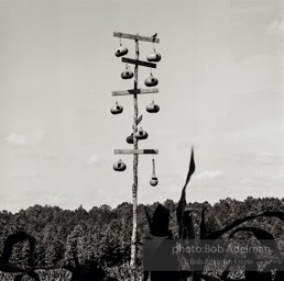 A martin house. Pineapple. 1970 photo:©Bob Adelman, from the book DOWN HOME by Bob Adelman and Susan Hall.