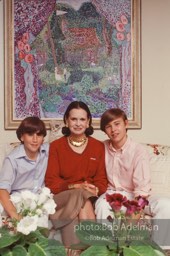 Gloria Vanderbilt with her two sons, Anderson Cooper (L) and Carter Vanderbilt Cooper (R) in Vanderbilt's upper east side apartment, NYC, 1980