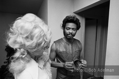 Sandy receives a present from Silky and then gives him a wallet and $800 dollars. New York City, 1970. photo:©Bob Adelman. From the book Gentleman of Leisure by Susan Hall and Bob Adelman.