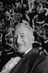 Adolph Gottlieb photographed in front of his painting Groundscape (1956) New York, NY mid-1960s. photo:©Bob Adelman/Artwork:©Adolph and Esther Gottlieb Foundation Adolph Gottlieb photographed in front of his painting Groundscape (1956) New York, NY mid-1960s. photo:©Bob Adelman/Artwork:©Adolph and Esther Gottlieb Foundation