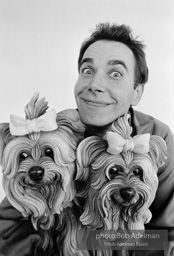 Jeff Koons with Yorkshire Terriers. Jeff Koons with Yorkshire Terriers.