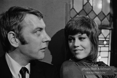 Donald Sutherland and Jane Fonda on the set during filming of the 1971 movie KLUTE.