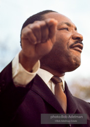 King speaks to the crowd, Montgomery, Alabama.1965