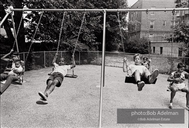 1968. Queens, New YorkKew Gardens Park. Jamaica, Queens, N.Y. 1968EP79-19a 001