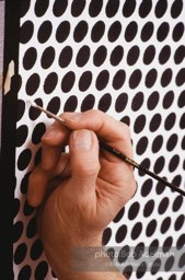 Perfect and Imperfect Paintings-Roy Lichtenstein. New York City, 1987. photo©Bob Adelman Estate, artworks ©Estate of Roy Lichtenstein.