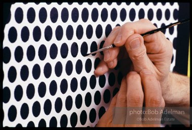 Perfect and Imperfect Paintings-Roy Lichtenstein. New York City, 1987. photo©Bob Adelman Estate, artworks ©Estate of Roy Lichtenstein.