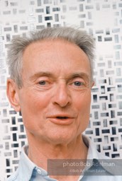 Roy Lichtenstein, Plus and Minus Paintings, 1988. photo©Bob Adelman Estate, artworks ©Estate of Roy Lichtenstein. Roy Lichtenstein, Plus and Minus Paintings, 1988. photo©Bob Adelman Estate, artworks ©Estate of Roy Lichtenstein.
