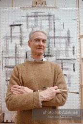Roy Lichtenstein, Plus and Minus Paintings, 1988. photo©Bob Adelman Estate, artworks ©Estate of Roy Lichtenstein. Roy Lichtenstein, Plus and Minus Paintings, 1988. photo©Bob Adelman Estate, artworks ©Estate of Roy Lichtenstein.