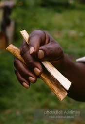 Bone knocker Arthur Tucker, Starkville, Mississippi 1988-