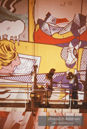 Roy Lichtenstein. Tel Aviv Mural, 1989. - photo©Bob Adelman Estate/Artwork ©Estate of Roy Lichtenstein.