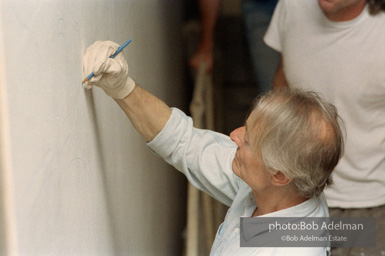 Roy Lichtenstein. Tel Aviv Mural, 1989. - photo©Bob Adelman Estate/Artwork ©Estate of Roy Lichtenstein.