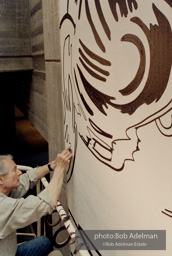 Roy Lichtenstein. Tel Aviv Mural, 1989. - photo©Bob Adelman Estate/Artwork ©Estate of Roy Lichtenstein.