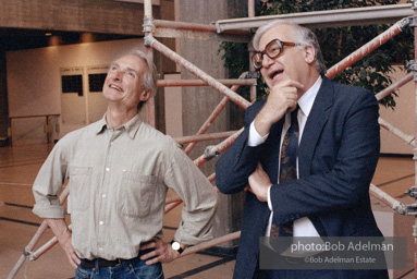 Roy Lichtenstein. Tel Aviv Mural, 1989. - photo©Bob Adelman Estate/Artwork ©Estate of Roy Lichtenstein.