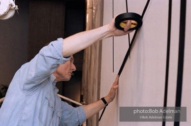 Roy Lichtenstein. Tel Aviv Mural, 1989. - photo©Bob Adelman Estate/Artwork ©Estate of Roy Lichtenstein.