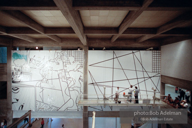 Roy Lichtenstein. Tel Aviv Mural, 1989. - photo©Bob Adelman Estate/Artwork ©Estate of Roy Lichtenstein.