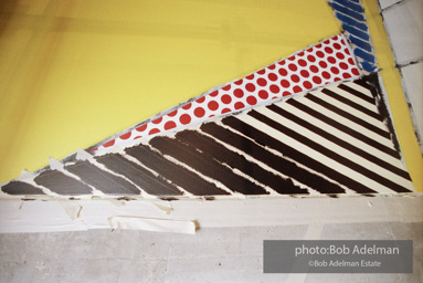 Roy Lichtenstein. Tel Aviv Mural, 1989. - photo©Bob Adelman Estate/Artwork ©Estate of Roy Lichtenstein.