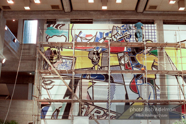 Roy Lichtenstein. Tel Aviv Mural, 1989. - photo©Bob Adelman Estate/Artwork ©Estate of Roy Lichtenstein.