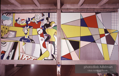 Roy Lichtenstein. Tel Aviv Mural, 1989. - photo©Bob Adelman Estate/Artwork ©Estate of Roy Lichtenstein.