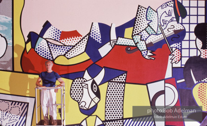 Roy Lichtenstein. Tel Aviv Mural, 1989. - photo©Bob Adelman Estate/Artwork ©Estate of Roy Lichtenstein.