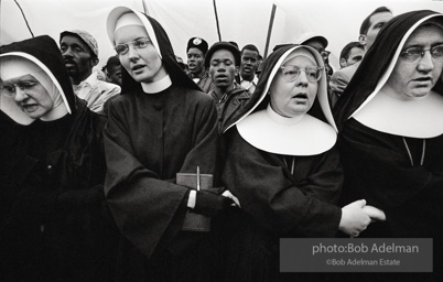 Answering King’s call for support from the religious community, nuns join the protests,  Selma,  Alabama 1965. After Bloody Sunday, King asked religious leaders from around the country to come to Selma to participate in
the planned Selma-to-Montgomery march, an appeal that drew a wide response.
