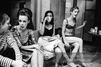 Andy Warhol, Isabel Eberstadt, Marisol, Edie Sedgwick. Pool Party at Al Roon's gym. New York City, 1965.