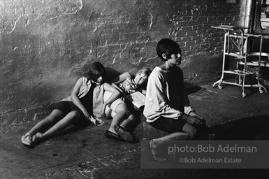 On the set during the filming of Prison (aka Girls in Prison) at the Factory, 1965.